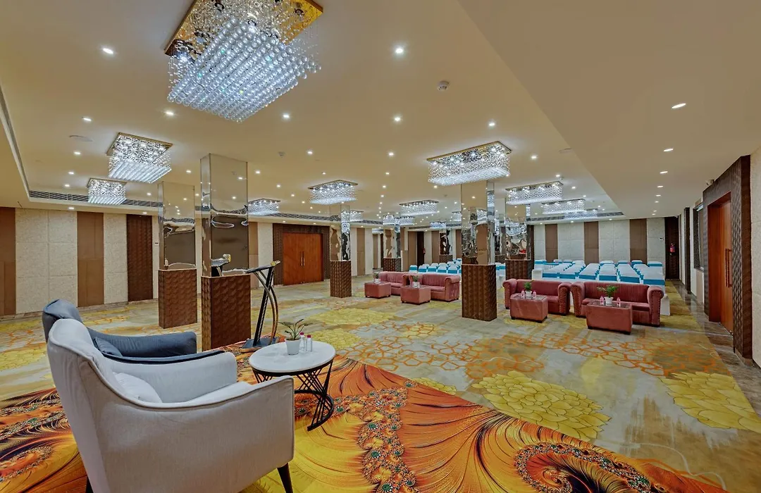 Click Collection Grand Gateway Varanasi-1